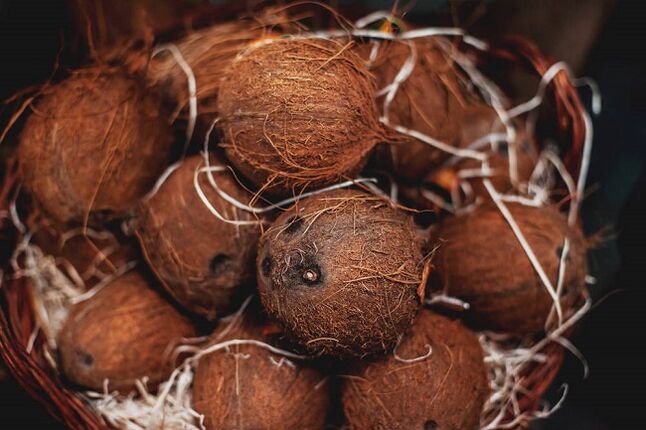 niyog at langis ng niyog para sa ketogenic diet