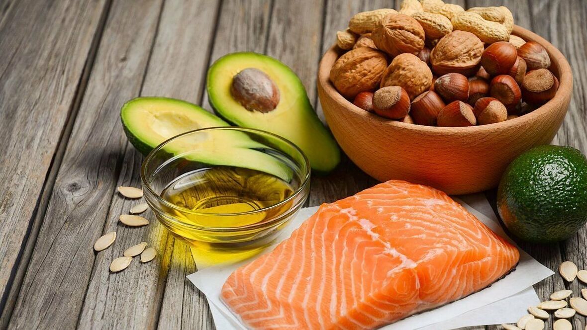 Mga pangunahing pagkain sa keto diet
